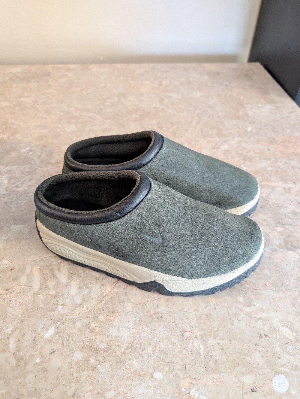 Nike ACC Rufus Sequoia #FV2923-300colorway Suade Olive Slip- On Men's Size 11